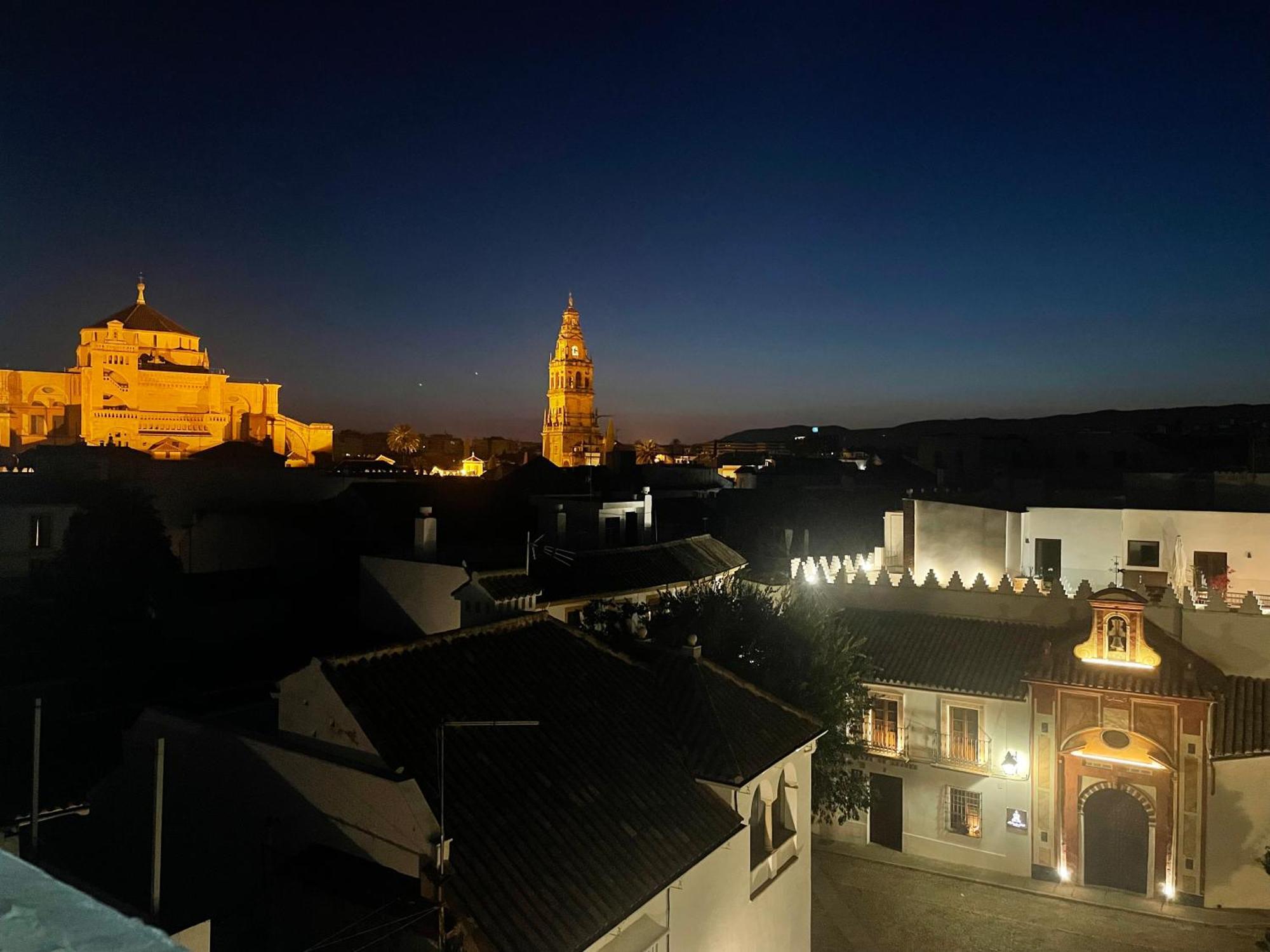 Atico De La Sultana Con Terraza Privada Apartamento Córdova Exterior foto